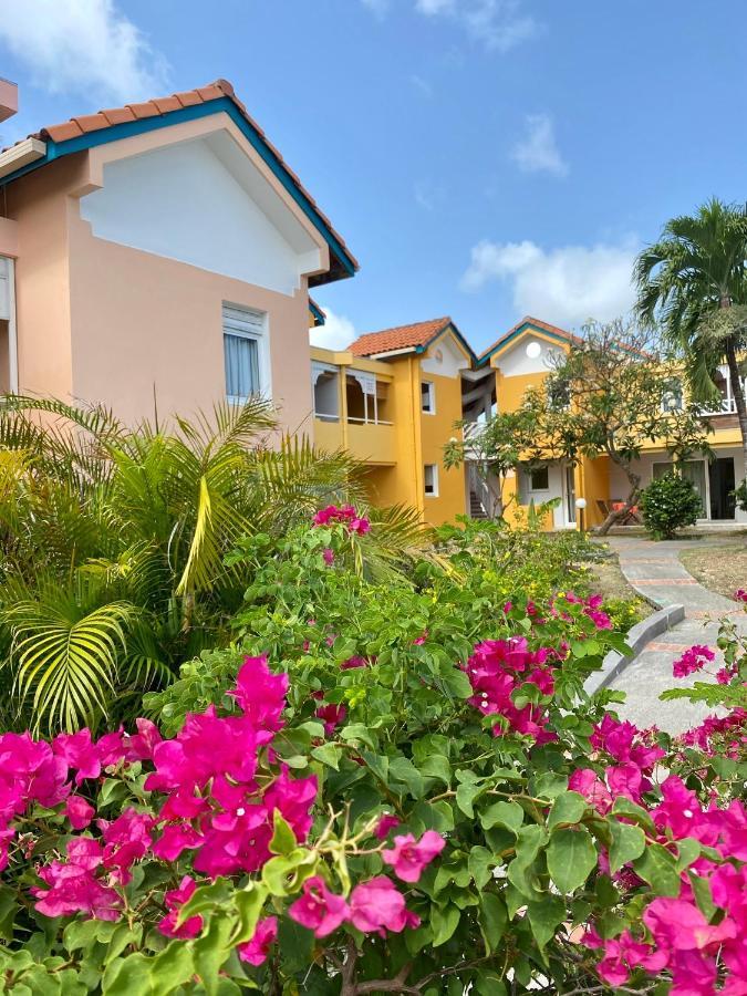 Apartamento Superbe Studio De Standing A 800M De La Mer Des Caraibes Le Hameau De Beauregard Sainte Anne Exterior foto