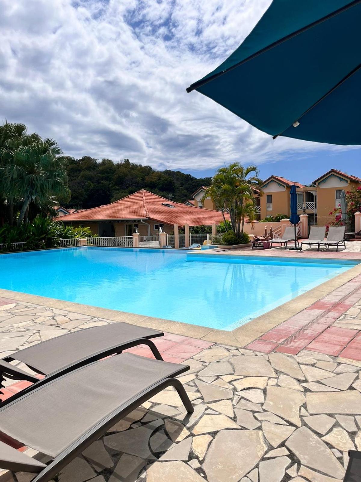 Superbe Studio De Standing A 800M De La Mer Des Caraibes Le Hameau De Beauregard Sainte Anne Exterior foto